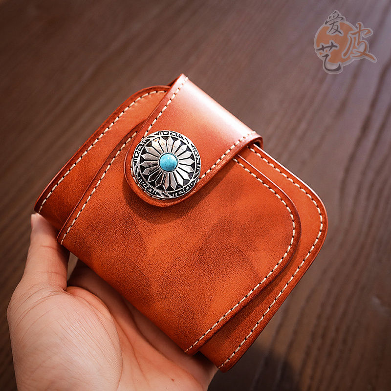 Handmade Leather Wallet with Vertical Clasp, Vintage Style, Short Genuine Leather Wallet with Card Slots, Vegetable-Tanned Short Wallet