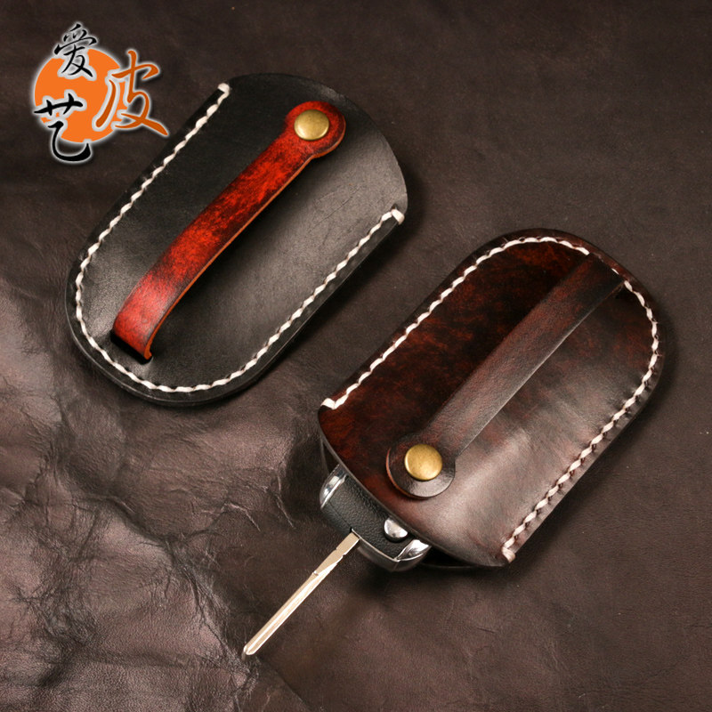 There is car family to car key bag pull-out hand sewn head layer cow leather male and female universal key cover couple section