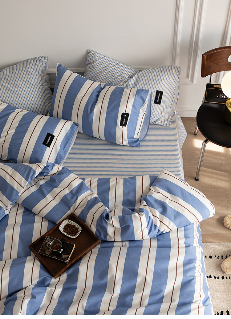 Комплект постельного белья 虾米的故事 из 100% хлопка в полоску синий цвет 3-4 предмета для студенческого общежития