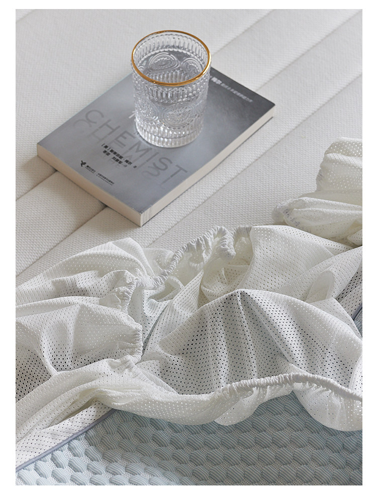 Класс A 2026 новая модель прохладный набор циновок из трех предметов из ледяного шелка летний матрас с простыней на резинке машинная стирка мягкая циновка для кондиционера