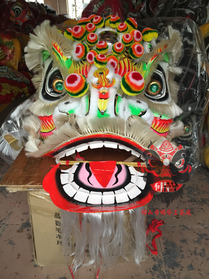Valuable popular Foshan Traditional knife Buddha with double mumps dragon dance lion dance show props South Lion drum manufacturers