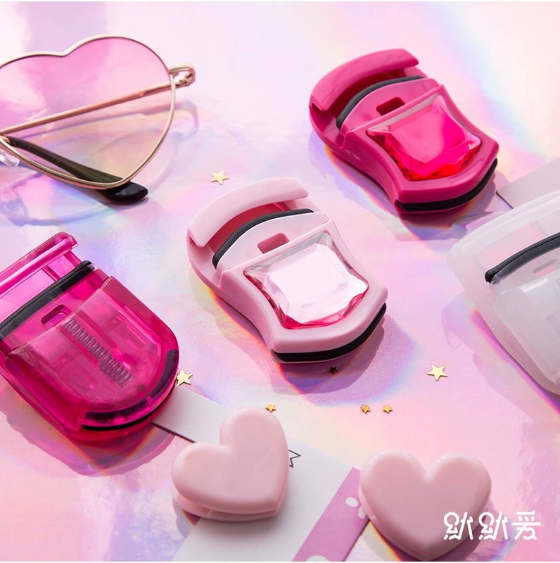 Im lặng tình yêu lông mi uốn cong người mới bắt đầu mini công cụ trang điểm nữ cầm tay dưới lông mi địa phương kéo dài - Các công cụ làm đẹp khác
