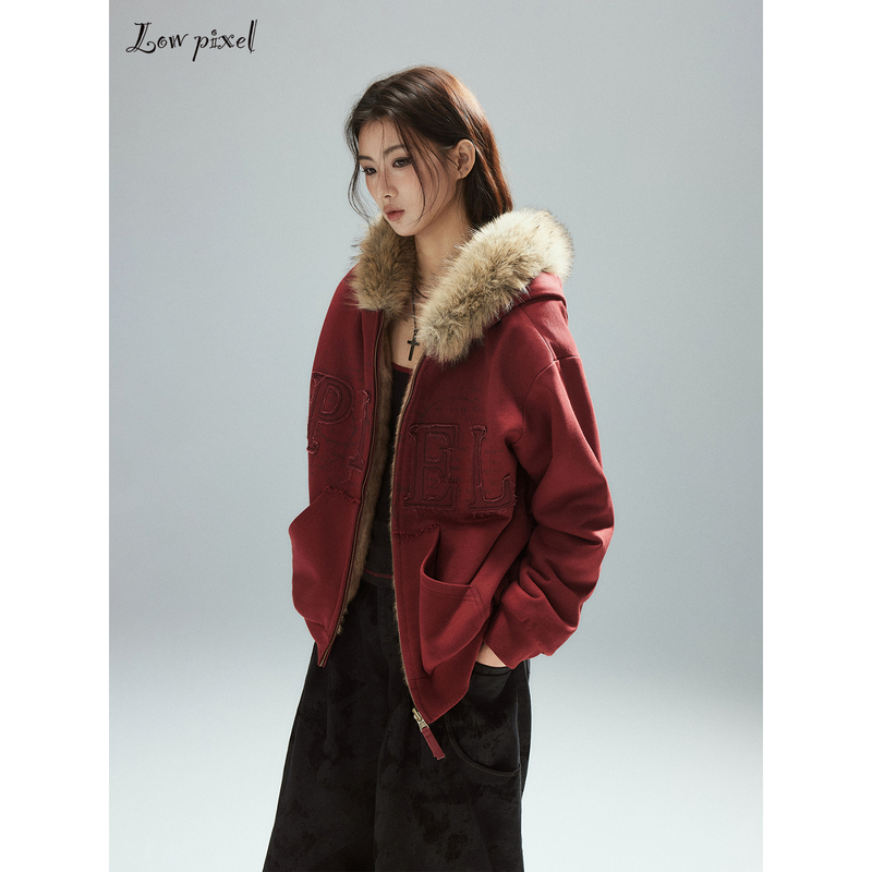 Low Pixel Red Retro Plush Jacket with Loose Letter Print, Thickened Hooded Patchwork Sweatshirt