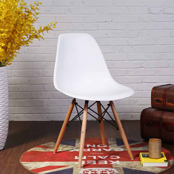 Simple White Chair with Solid Wood Legs, Dining Chair, Conference Chair, Desk Chair, Minimalist Dining Chair, Nordic Style Writing Chair