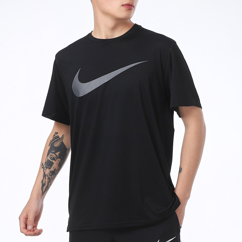 Nike Short Sleeve T-shirt Men Half Sleeve 2022 Summer New Round Casual Black Sportwear CZ2418