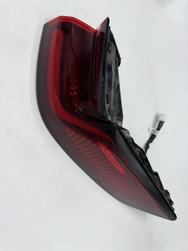 Applicable to Byd Song Plus 23-24 Models Right Rear Tail Light, Reversing Light, Brake Light, Turn Signal Light Applicable to Byd Song Plus 23-24 Models Right Rear Tail Light, Reversing Light, Brake Light, Turn Signal Light