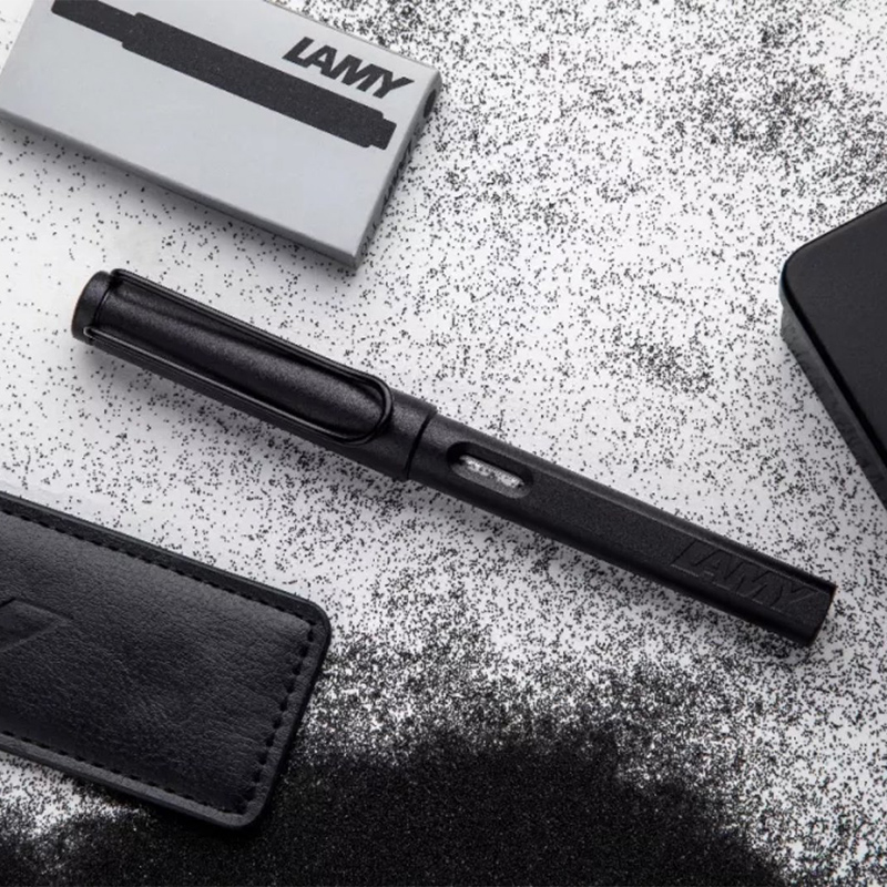 The new lamy Lingmei fountain pen hunter series safari frosted all black gift box business gift signature pen