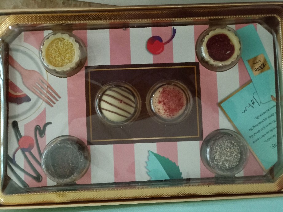 德芙爱缇诗Artes悦诗甜品性价比真高，真实上手体验_搜券