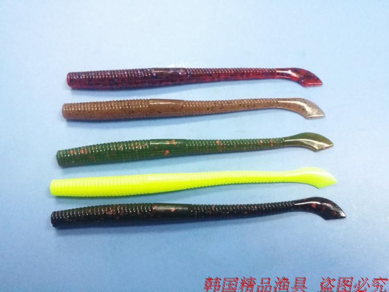 Suspending Yum Dinger Baits Stick Baits Worms Fishing Lures Fresh Water Bass Swimbait Tackle Gear