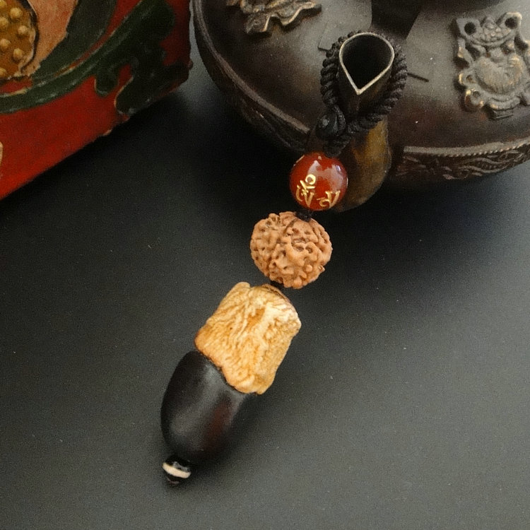 Burmese Bodhi Bodhi Creative Car Key Chain Featured Gift Original Artisanal Diamond Bodhi Bag Pendant