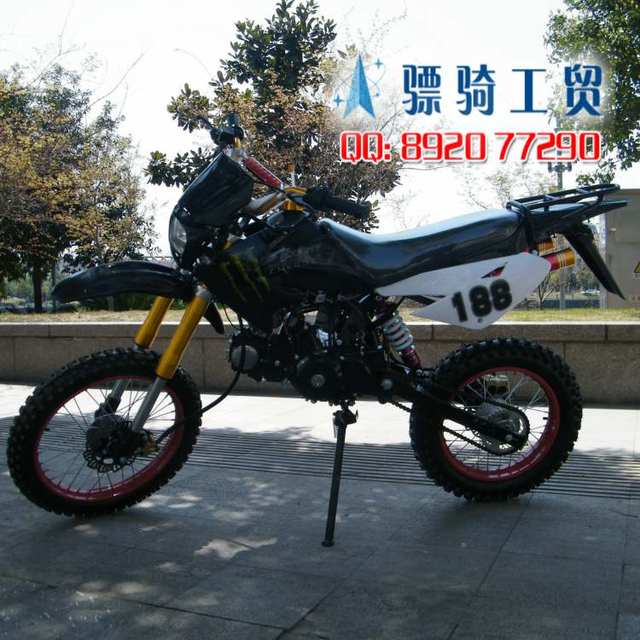 ລົດຈັກ Off-road ຂະໜາດກາງ ລຸ້ນໃໝ່ ຂະໜາດ 110-125cc ຂະໜາດນ້ອຍ ແລະຂະໜາດກາງ ຄວາມໄວສູງ ສາມາດປ່ຽນເປັນເກຍອັດຕະໂນມັດໄດ້