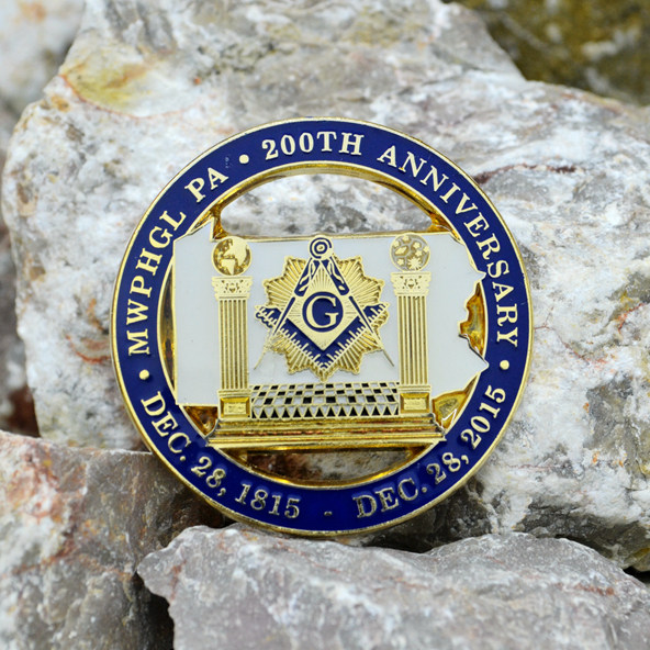 Masonic 200th Anniversary Chapter Solomon Temple Building Electroplated gold round badge Men's dinner Badge