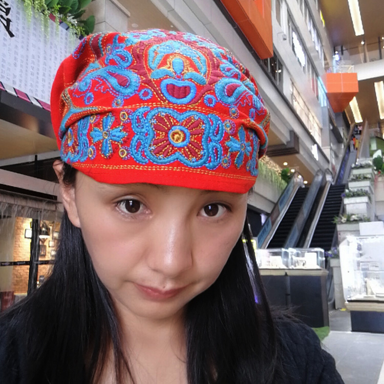 Yunnan Ethnic Wind Characteristics Peacock Headscarf Hat Fashion Women's Headgear Stage Show Accessories Decorations