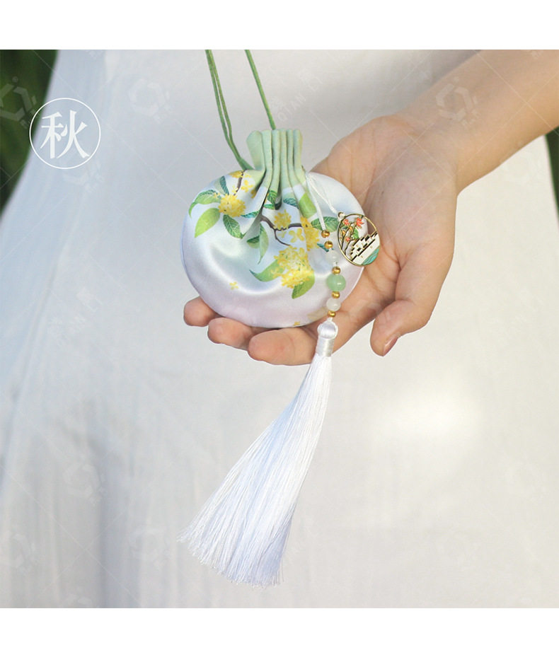 Mid-autumn sweet-scented osmanthus four seasons safe flower fragrance bag ancient style prayer sachet empty bag Hanfu accessories car hanging accessories