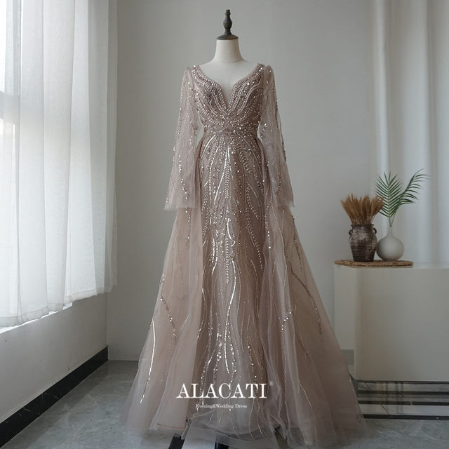 Alacati high-end luxury shawl slimming tail fishtail evening dress hosted the celebrity dinner party performance at the annual meeting