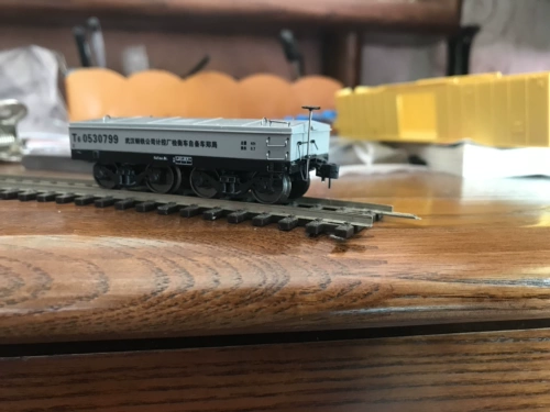 T6 Check -Up автомобиль свободной частью модели поезда HO 1:87