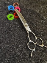 Pet beauticians must buy 7-inch 7-5-inch Korean-style bent fishbone rounding efficiency and convenience