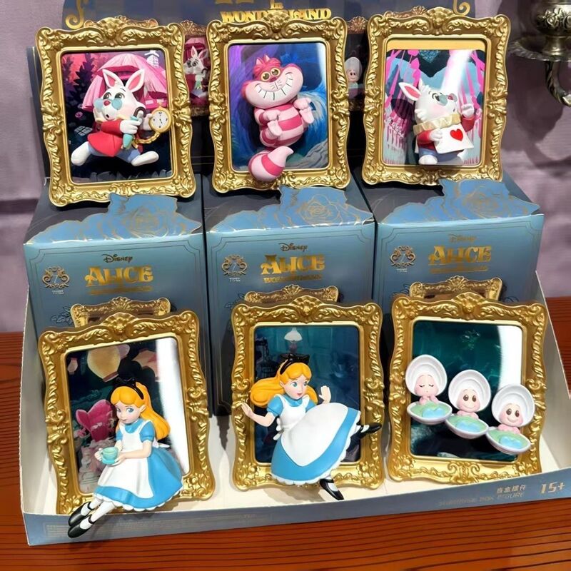 Miniso Disney Alice Art Museum Series Blind Box Princess Figurine Decoration Gift Cute