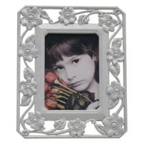 American European-style photo frame creative one-inch two-inch white picture frame pendulum wedding photo certificate placement metal frame