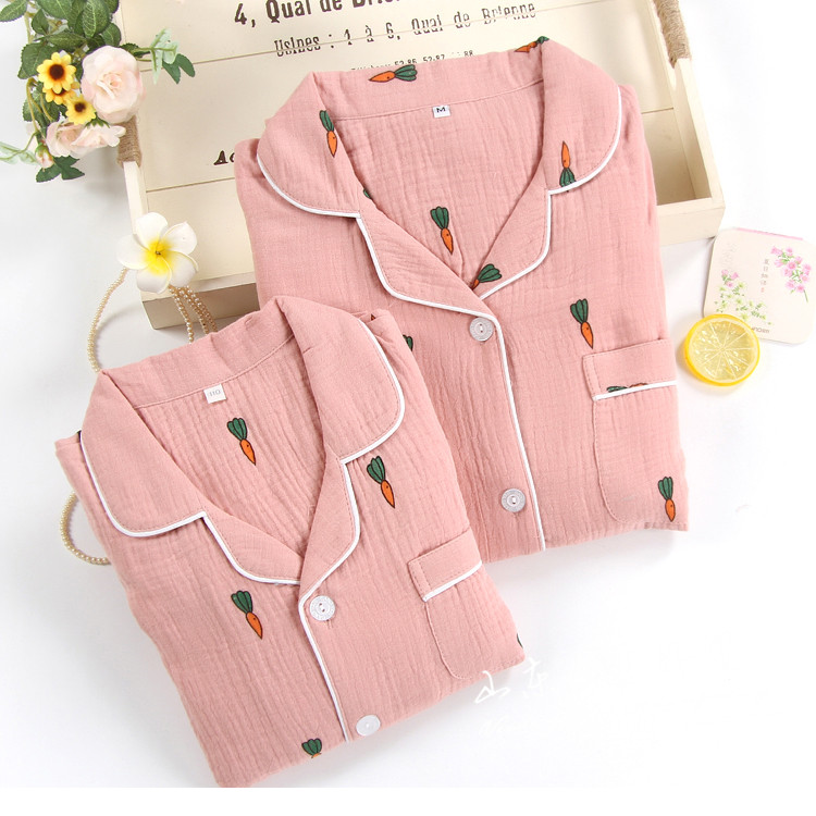 Mùa xuân và mùa thu mô hình một ba lớp hai lớp bông gạc đồ ngủ nam giới và phụ nữ nhà dịch vụ dài tay phù hợp với mùa hè mỏng trẻ em đồ gia đình