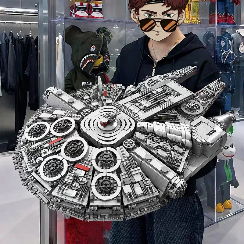 Star Wars Millennium Falcon Spacecraft New Large-Scale Assembly Toy Puzzle for Boys Birthday Gift Star Wars Millennium Falcon Spacecraft New Large-Scale Assembly Toy Puzzle for Boys Birthday Gift