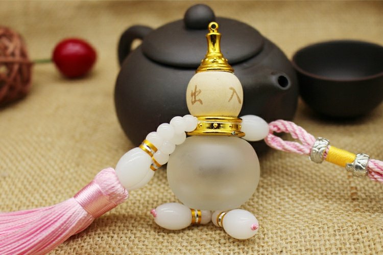 Mặt dây chuyền xe hơi nước hoa bầu Hang trang sức xe cung cấp nội thất gương chiếu hậu để bảo vệ ngọc bích an toàn phụ kiện trang trí xe hơi