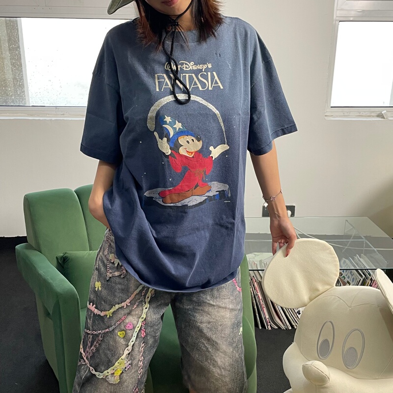 Correct Saintmx6 80Th Anniversary Mickey Mouse Magic Navy Blue Washed Distressed Crew Neck Short Sleeve T-Shirt