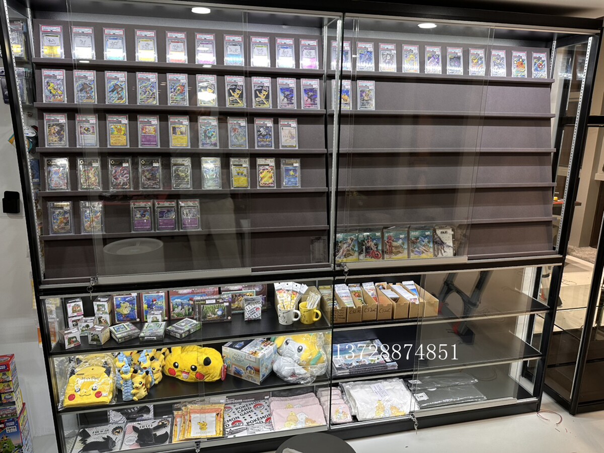 A must-have for card collectors! this card display case instantly upgrades your collection A must-have for card collectors! this card display case instantly upgrades your collection