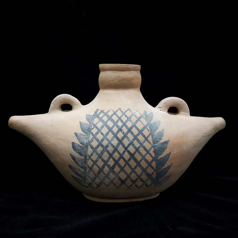 New Stone Ware Antique Pottery Pendulum of Yangshao Colorful Pottery Reticulated Boat Shaped Pottery Jug Antiquity Copy Exhibits Custom Craftsmanship Gift Hem Accessories