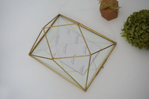  3D three-dimensional simple three-dimensional diamond photo frame Modern European-style creative glass picture frame Metal irregular table photo frame