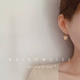 Милые золотые свежие серьги, 18 карат