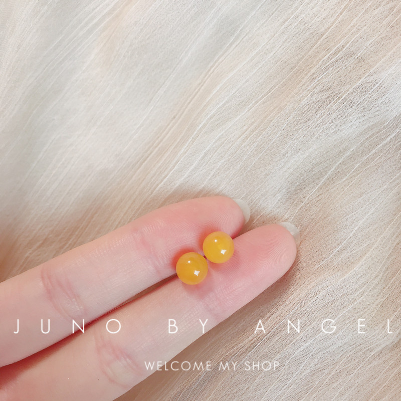 Natural yellow agate ear needles simple fashion all-match jade earrings S925 sterling silver sweet small ear nails hypoallergenic