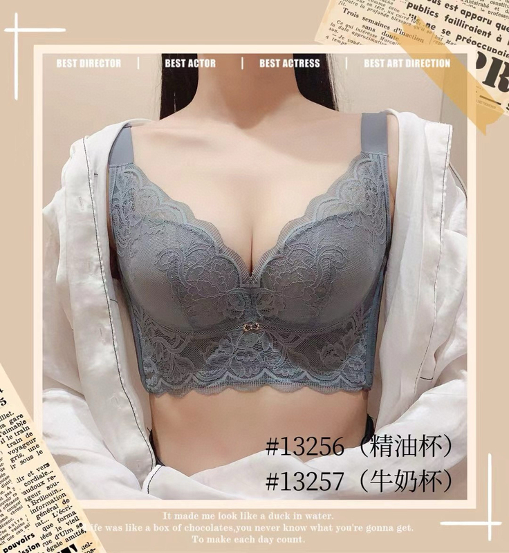 Authentic Mid-Thick Sexy Lingerie Push-Up Bra That Gathers Side Breasts, Lifts and Prevents Sagging, Corrective and Adjustable Women's Bra