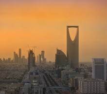 今年经济增长阻力很大，到处都出现了衰退迹象。当情况好转，经济开始好转时，中国的需求开始好转，航空燃油的需求也会回升...