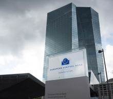 彭博社对经济学家的一项调查显示，欧洲央行不会像投资者想象的那样很快和大幅降息，这意味着在即将召开的政策会议上，货币当局将采取某些...