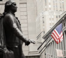 我们将美国的信用评级定为低于共识的AA级。这一评级将该国富有竞争力和多样化的经济、透明和负责的体制框架以及美元无与伦比的全球储备货币地位视为信用优势...