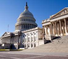 美国总统拜登发表国情咨文讲话，誓言要就俄罗斯入侵乌克兰问题与俄罗斯对抗，在国内抗击通胀，并在疫情问题上翻开新的一页...