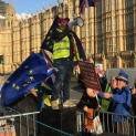 三菱日联金融集团：若英国脱欧修正案通过，英镑兑美元可能升向1.3300；