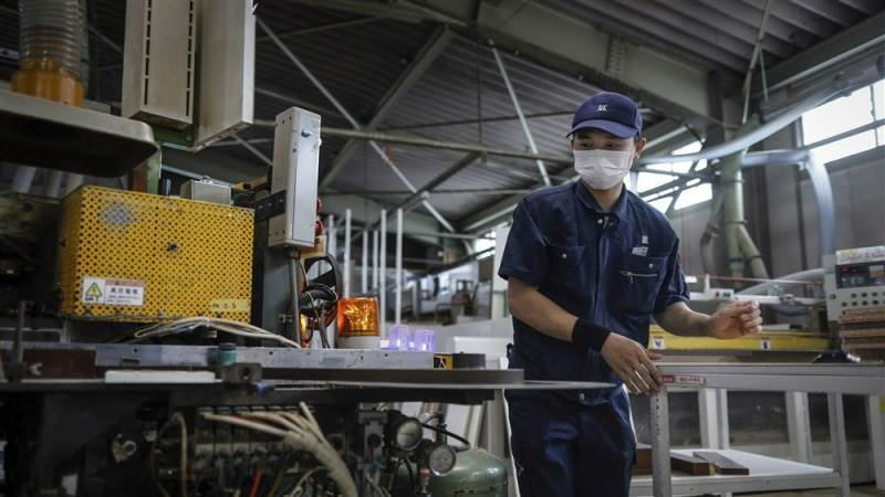 因国内外需求疲软，日本工业产出连续三个月下滑