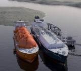 美国能源独立的腰杆可以更硬了。现在连传统能源大国沙特都来买美国天然气了。据华尔街日报22日报道，沙特阿美与美国能源企业Sempra Energy签署协议，计划未来20年...