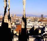 交易时间网(infointime.net)2018年10月30日讯——周一欧市盘中，欧元兑美元震荡走低后一度跌至1.1361，汇价稍后重新站上1.14，目前交投于1.1405一线。但在意大利预算...