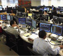 随着外围美国钢铝关税落地，市场消化该利空消息，港股昨日迎来大幅反弹，加之盘中A股强劲走势支持港股收高。现外围市场未给港股明确指引，且港股估值吸引北上资金和外围热资，不过A股近期...