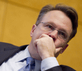 据知情人士透露，白宫正在考虑将美国旧金山联储主席约翰·威廉姆斯作为美联储副主席的候选人。威廉姆斯不仅在经济学上颇有造诣，而且还提出用物价...