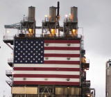 随着油价的逐步上升，美国的原油产业也处于蓬勃发展阶段，原油产量节节攀升，据美国能源信息管理局（EIA）报告显示，上周，美国炼油厂产量创历史最高水...