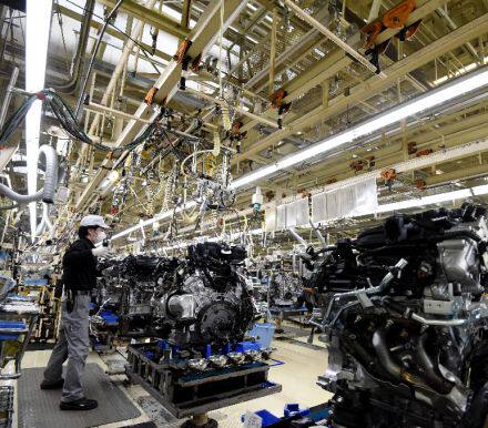 现外围美股再创历史新高但市场谨慎情绪攀升，随外围美股牵引，盘中谨慎态度以及获利盘回吐引指数高位反复，同时港股近期连续突破新高或积累一定获利盘，令港股承压