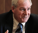 4月13日，波士顿联储主席罗森格伦及圣路易斯联储主席布拉德齐发声。罗森格伦表示，美联储今年可能需要至少再加息三次，预计强劲的美国就业增长...