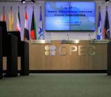 石油输出国组织(OPEC)周四(4月12日)公布月报显示，2018年非OPEC产油国产量增幅料将加大，不过其也上调了全球原油需求增速预估。同时3月OPEC原油产量触及一年来低位