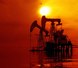 在沙特竭尽全力减少对美国原油出口之际，欧佩克“叛徒”伊拉克再度浮出水面。若欧佩克第二大原油生产国伊拉克继续违背协议，欧佩克减产的作用料将大打折扣