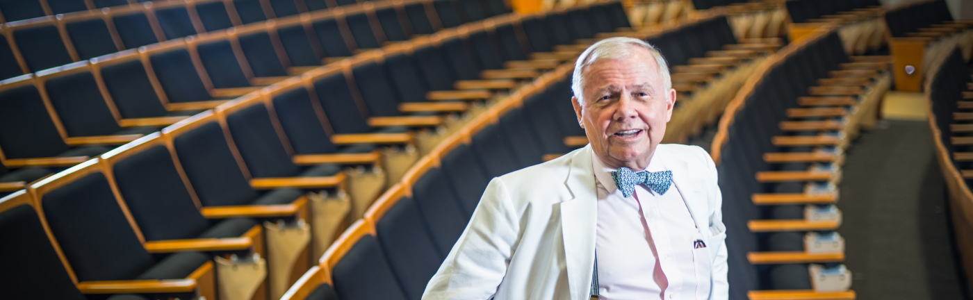 罗杰斯最新消息，大宗商品观点，黄金价格走势预测，美股观点，热点事件点评，美联储加息预期，油价预测，金价预测，最新排名，身价  |  罗杰斯和索罗斯，量子基金，罗杰斯演讲，罗杰斯看空黄金，看多中国股市