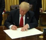 特朗普税改欲今年“交卷”？想得太美了。美国共和党人要想在2017年实现税改的几率又下降了。原因有如下三个。首先，政治前景变得骤然暗淡。其次是不断上升的赤字压力。第三是共和党内部的不和。